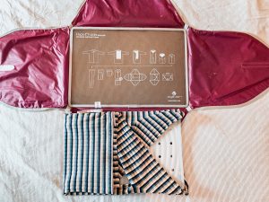 Using garment folder for packing tops